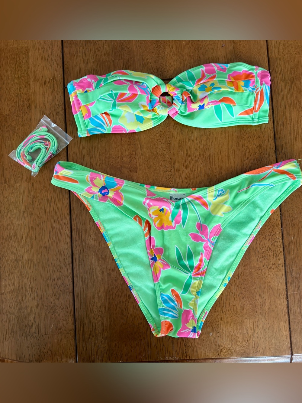NO BOUNDARIES FLORAL BANDEAU BIKINI SET M TOP L BOTTOM